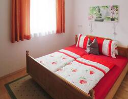 Holiday Home Emberger, Fugen