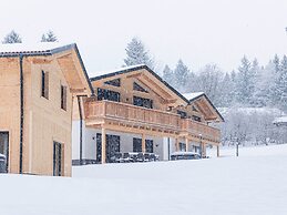 Chalet Arber in St.englmar With its own Hottube
