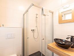 Chalet Arber in St.englmar With its own Hottube