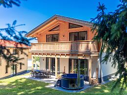 Chalet Arber in St.englmar With its own Hottube
