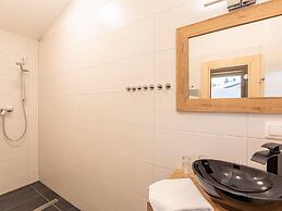 Chalet Arber in St.englmar With its own Hottube