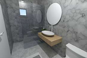 Apartment Lug With Pool