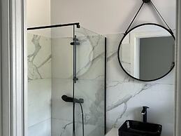 Attractive House With Private Pool, Solenzara