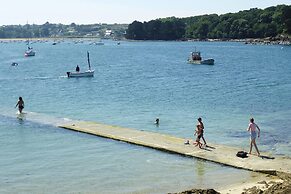 Holiday Home With sea View, Plougasnou