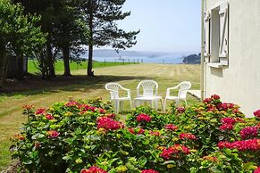 Holiday Home With sea View, Plougasnou