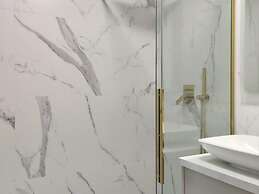 A Comfortable Apartment With a Swimming Pool and Sauna in Dziwnow for 