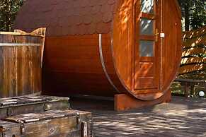 Holiday Home for 6 People With Sauna and hot tub