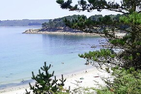 Charming Holiday Home Near the Beach, Locquemeau