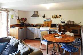 Charming Holiday Home Near the Beach, Locquemeau