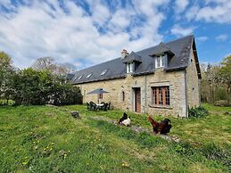Semi-detached House in the Castle Park, Benodet