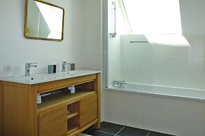 Comfortable Country Villa, Near Coast, Plougasnou