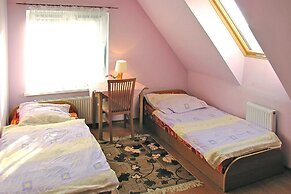Beautiful Apartment Only 300m From the Lake, Bogdany