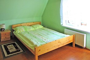 Beautiful Apartment Only 300m From the Lake, Bogdany