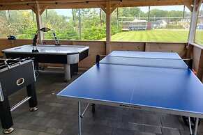 Comfortable Apartment, Pool, Sauna, Jacuzzi