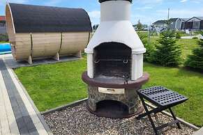 Comfortable Apartment, Pool, Sauna, Jacuzzi