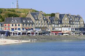 Terraced House, St Meloir des Ondes