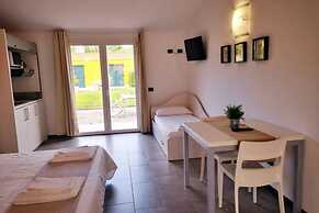 Mobile Home With Veranda in the Residence Rebi Village in Imperia-ex T