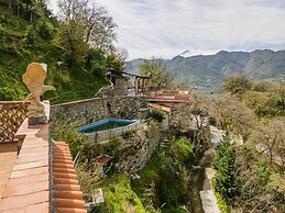 Holiday Home in Sicily With Pool & Views