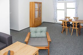 Appartements mit Aussenpool und Sauna, Breitenbrunn