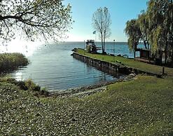 Holiday Home in a top Location Near Lake