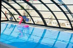 Comfortable Holiday Homes, Pool, Jaroslawiec