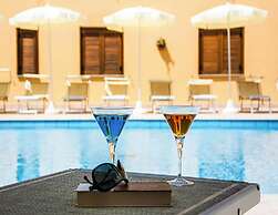 Residence With Pool in Sos Alinos