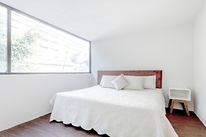 2BR Roma Norte - Parking, Sleeps 6 - Internet
