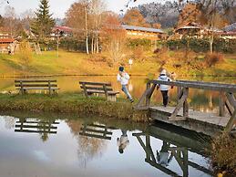 Apartment in Neuschonau at 300 m From the Lake