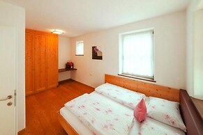 Apartment in Naz-sciaves With Garden