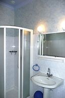 Nice Holiday Home Near the Beach