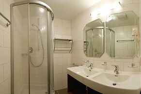 Apartment in Ischgl With Parking Space