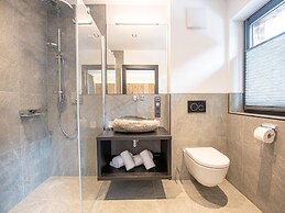 The Village - Chalet Farmhouse