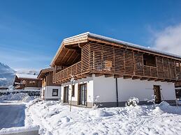 The Village - Chalet Farmhouse