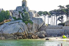 Breton Holiday Home on the Pink Granite Coast