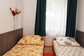 Apartment in Rowy With a Garden