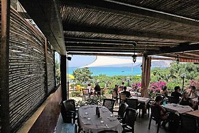 Apartment With sea View in Residence Lu Nibareddu in Loiri