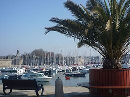 Holiday Home, Moelan sur Mer