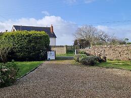 Family-friendly Holiday Home Near the Coast