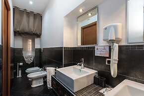 Cardinal Vatican INN