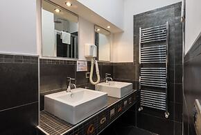 Cardinal Vatican INN