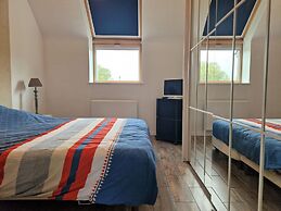 Comfortable Holiday Home, Near Goelo Coast, Pordic