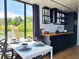 A Comfortable House on the Water for 6 People.-formerly TUI Ferienhaus