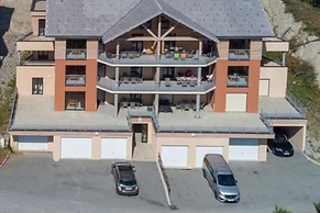 4-room-apartment With Lake View in Residence L'ecrin du Lac, Chorges