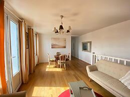 Beautiful Apartment, 2 Terraces, Near Beach