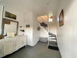 Beautiful Apartment, 2 Terraces, Near Beach