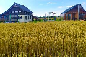 Holiday Apartment, Jezierzany