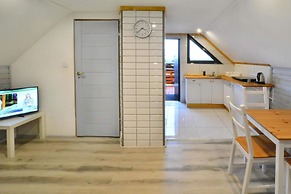 Holiday Apartment, Jezierzany