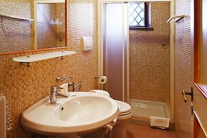 Nice Apartment in Montaione With Pool