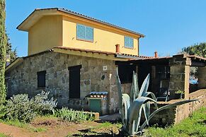Gorgeous Apartment in Guardistallo
