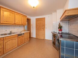 Apartment Johann in Wald im Pinzgau With Balcony